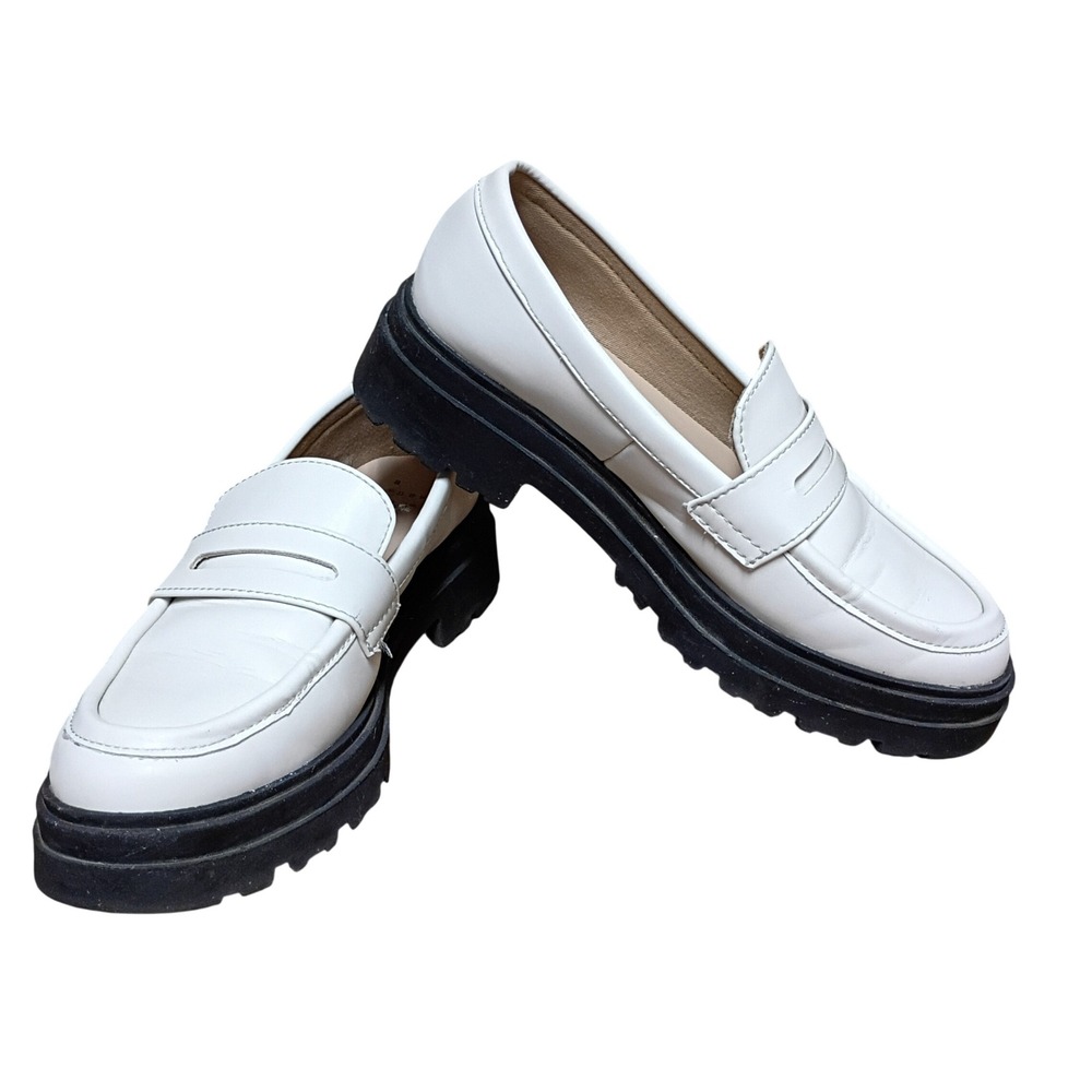 A New Day Womens White Penny Loafers Chunky Black Lug Sole Platform Shoes Size 8